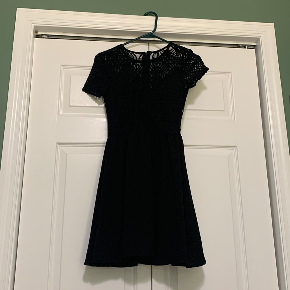 Divided by H& M black lacy dress basic neutral